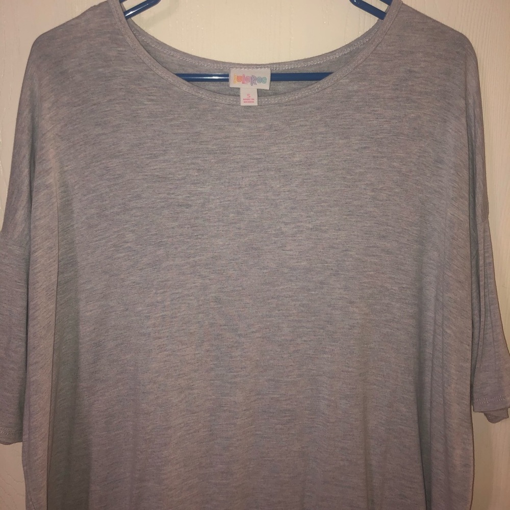 Amazing soft cloud small LuLaRoe Irma